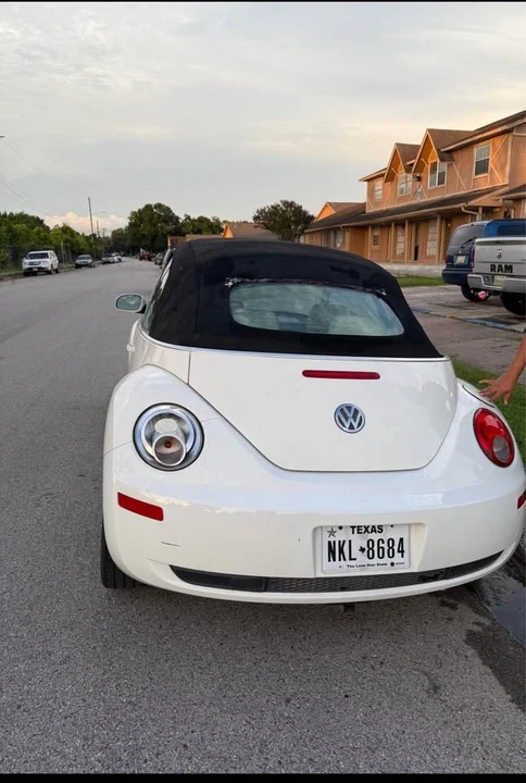 2007 Volkswagen New Beetle - Image 3 of 3