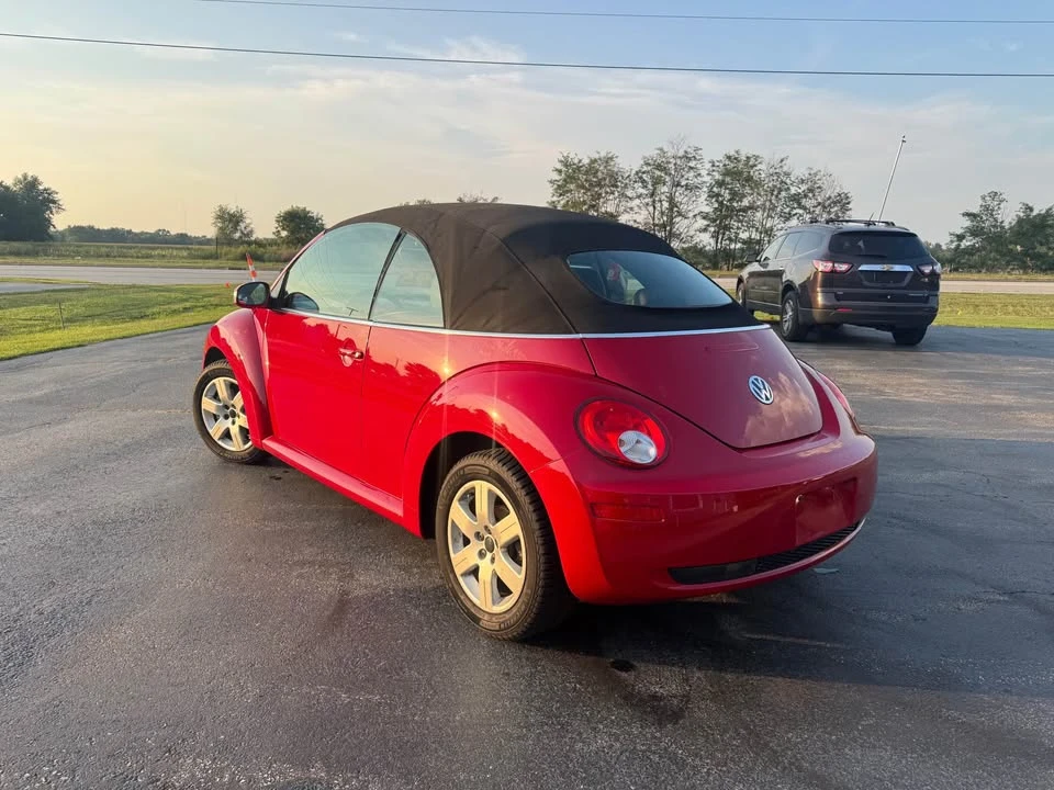 2007 Volkswagen New Beetle - Image 5 of 12