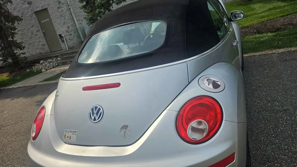 2007 Volkswagen New Beetle - Image 9 of 9