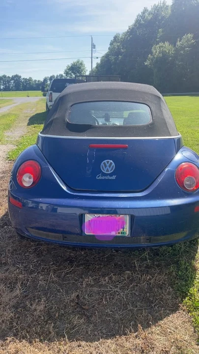 2007 Volkswagen New Beetle - Image 4 of 5