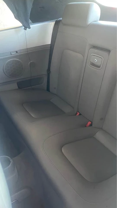 2007 Volkswagen New Beetle - Image 10 of 14