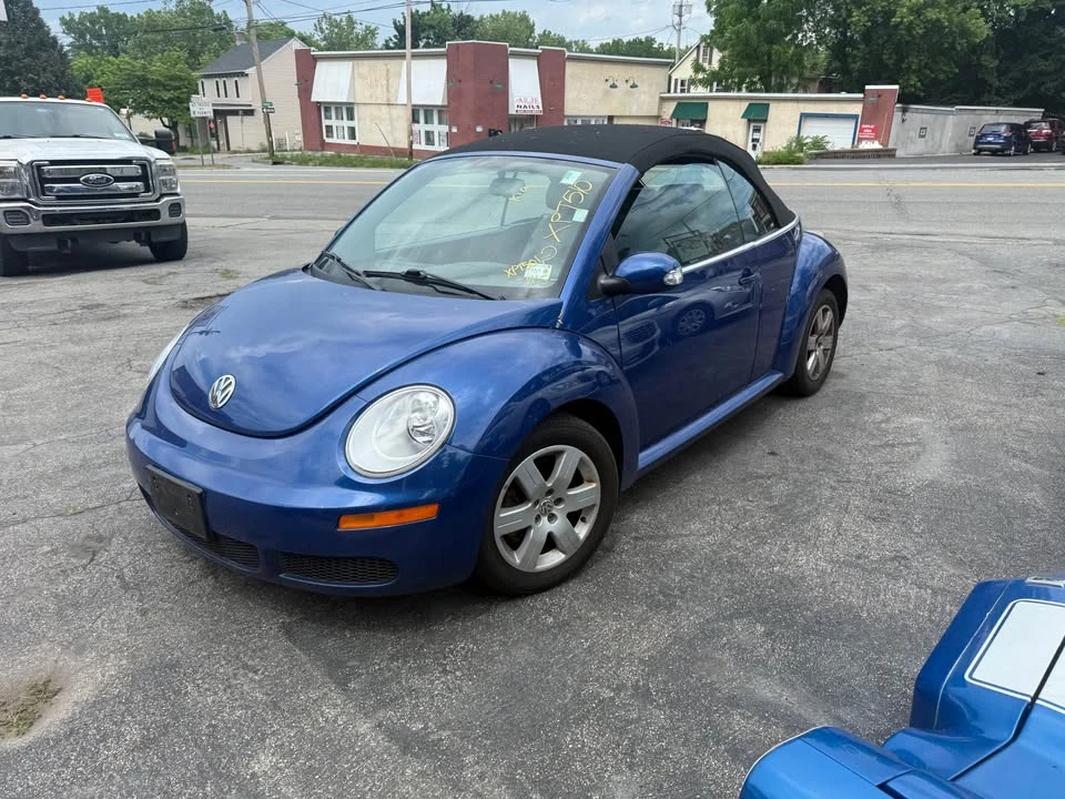 2007 Volkswagen New Beetle - Image 5 of 10