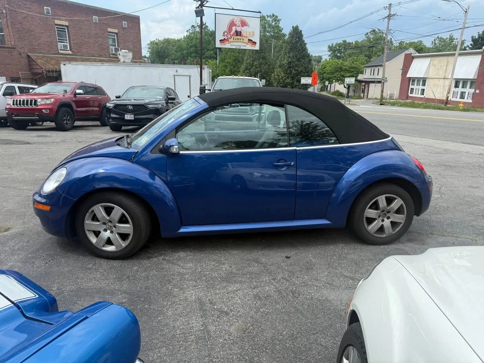 2007 Volkswagen New Beetle - Image 6 of 10