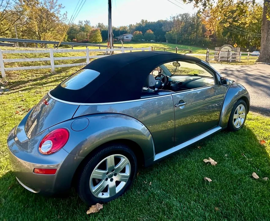2007 Volkswagen New Beetle - Image 4 of 10