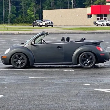 2007 Volkswagen Beetle 2.5L Convertible 2D