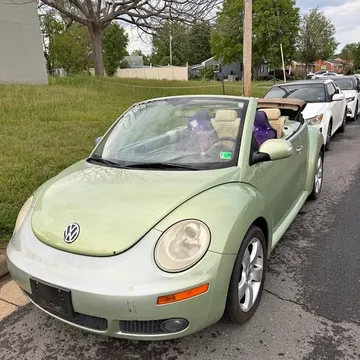 2007 Volkswagen Beetle 2.5L Convertible 2D