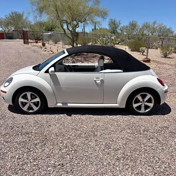 2007 Volkswagen Beetle 2.5L Convertible