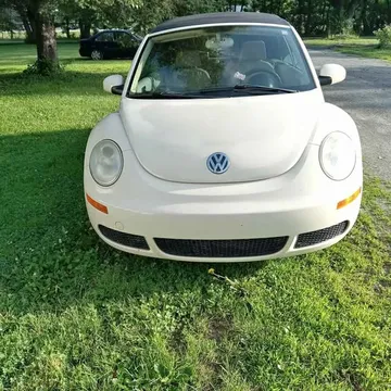 2007 Volkswagen Beetle 2.5L Convertible 2D