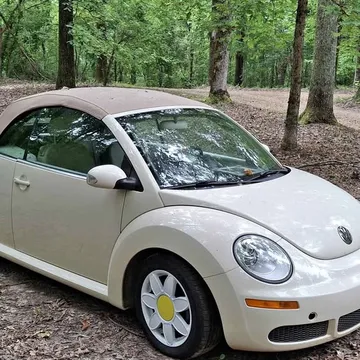 2007 Volkswagen Beetle · 2.5L Convertible 2D