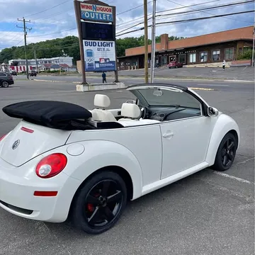 2007 Volkswagen Beetle 2.5L Convertible 2D