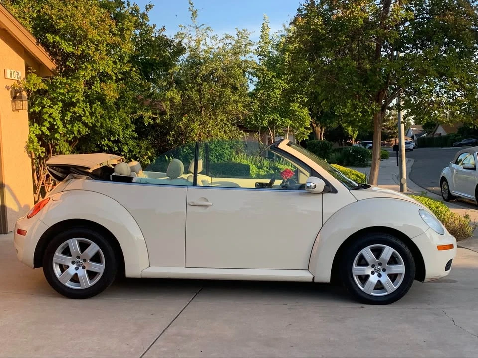 2007 Volkswagen New Beetle - Image 6 of 10