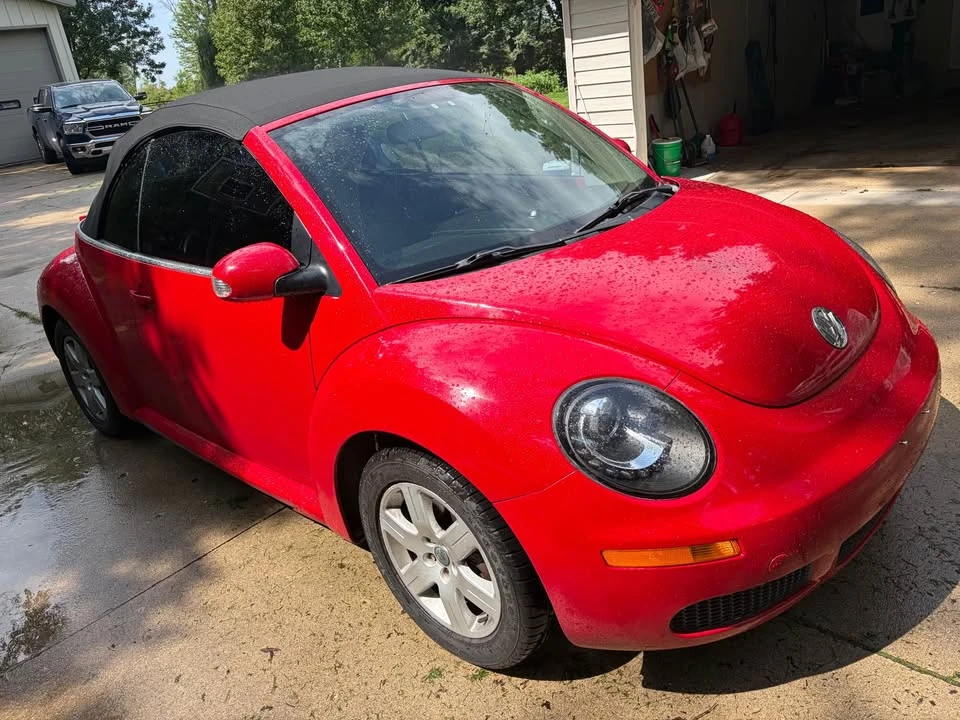 2007 Volkswagen New Beetle - Image 5 of 8