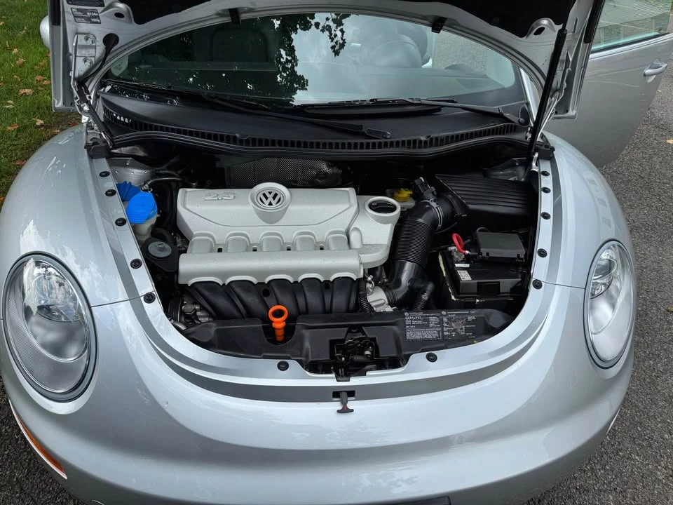 2007 Volkswagen New Beetle - Image 9 of 9