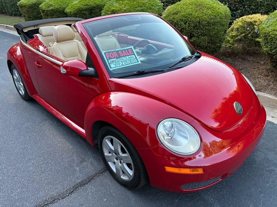 2007 Volkswagen New Beetle - Image 2 of 15