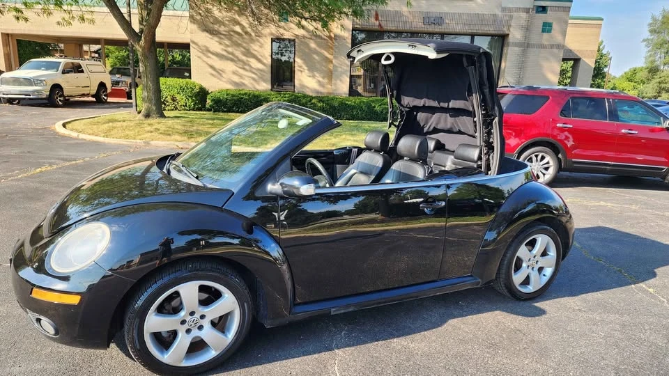 2007 Volkswagen New Beetle - Image 14 of 20