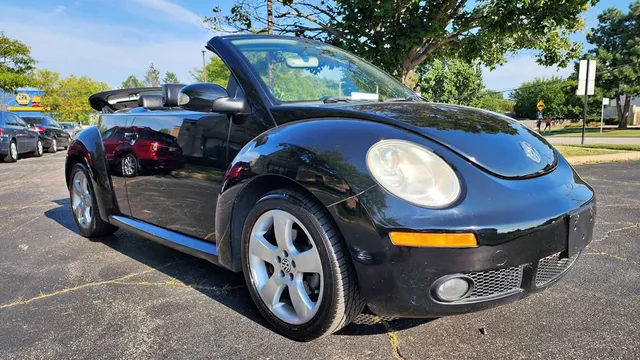 2007 Volkswagen Beetle 2.5L Convertible 2D