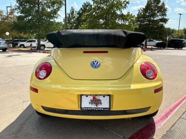 2007 Volkswagen New Beetle - Image 12 of 20
