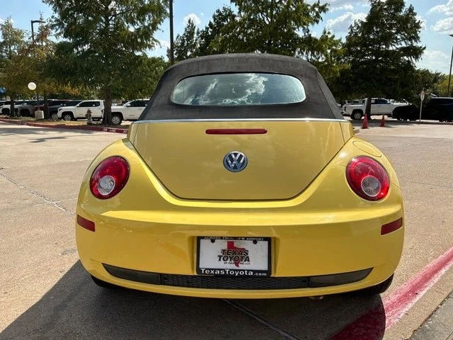 2007 Volkswagen New Beetle - Image 11 of 20