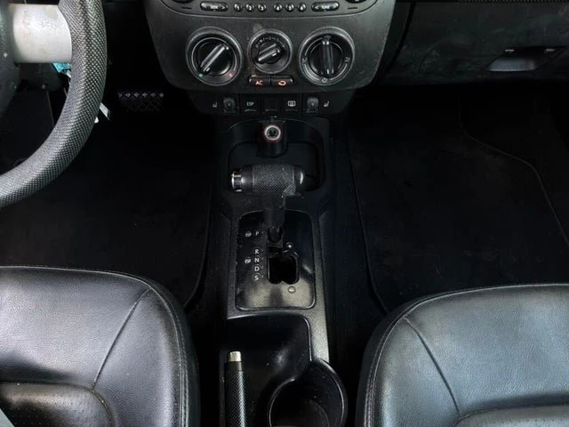 2007 Volkswagen New Beetle - Image 19 of 20