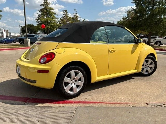 2007 Volkswagen New Beetle - Image 9 of 20