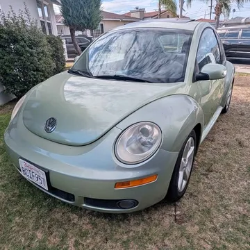 2007 Volkswagen Beetle 2.5L Entry Hatchback