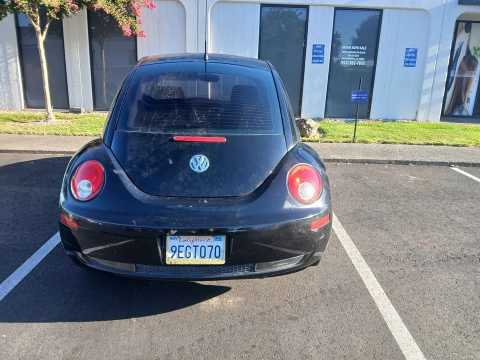 2007 Volkswagen New Beetle - Image 6 of 7