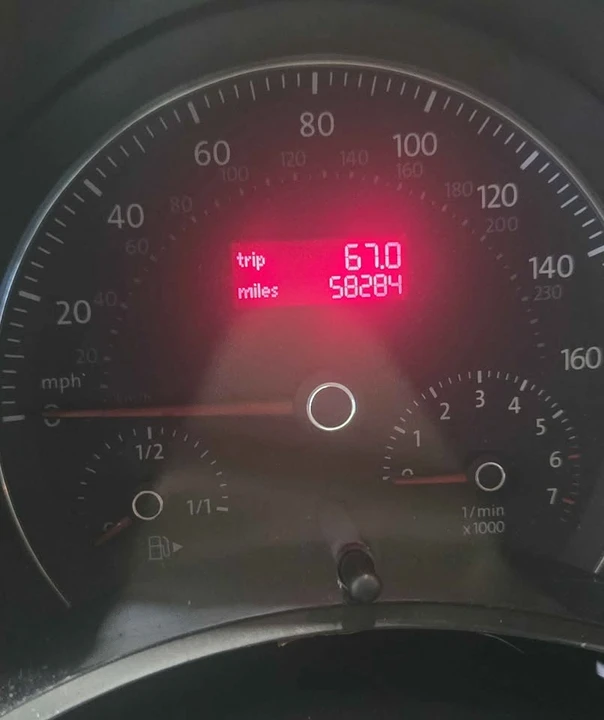 2007 Volkswagen New Beetle - Image 11 of 13