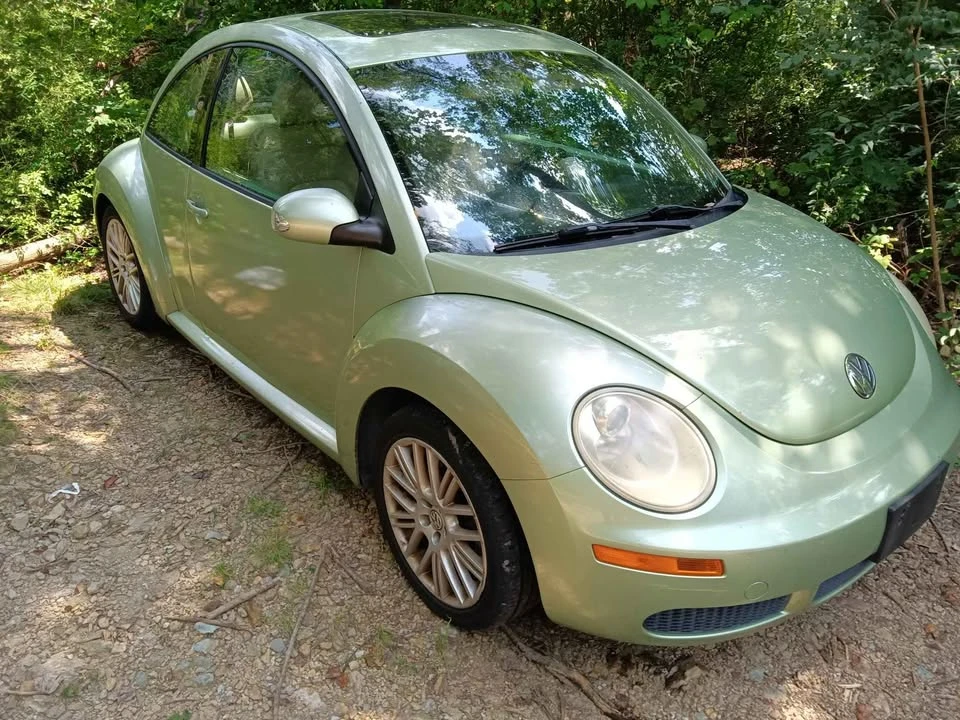 2007 Volkswagen New Beetle - Image 2 of 18