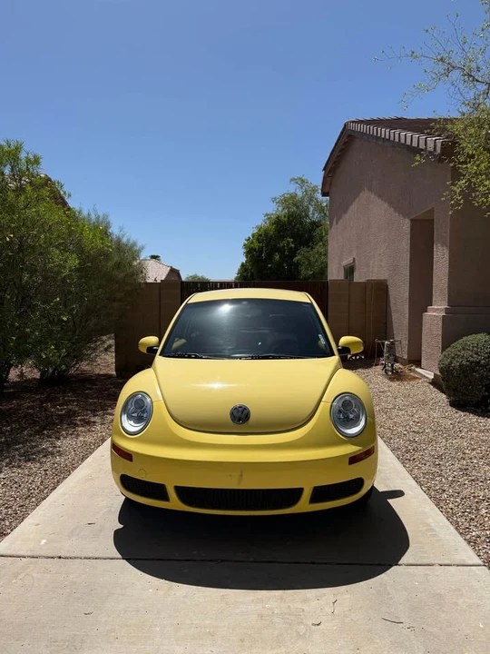 2007 Volkswagen New Beetle - Image 2 of 9