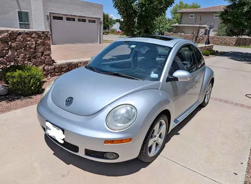 2007 Volkswagen Beetle 2.5L Hatchback 2D