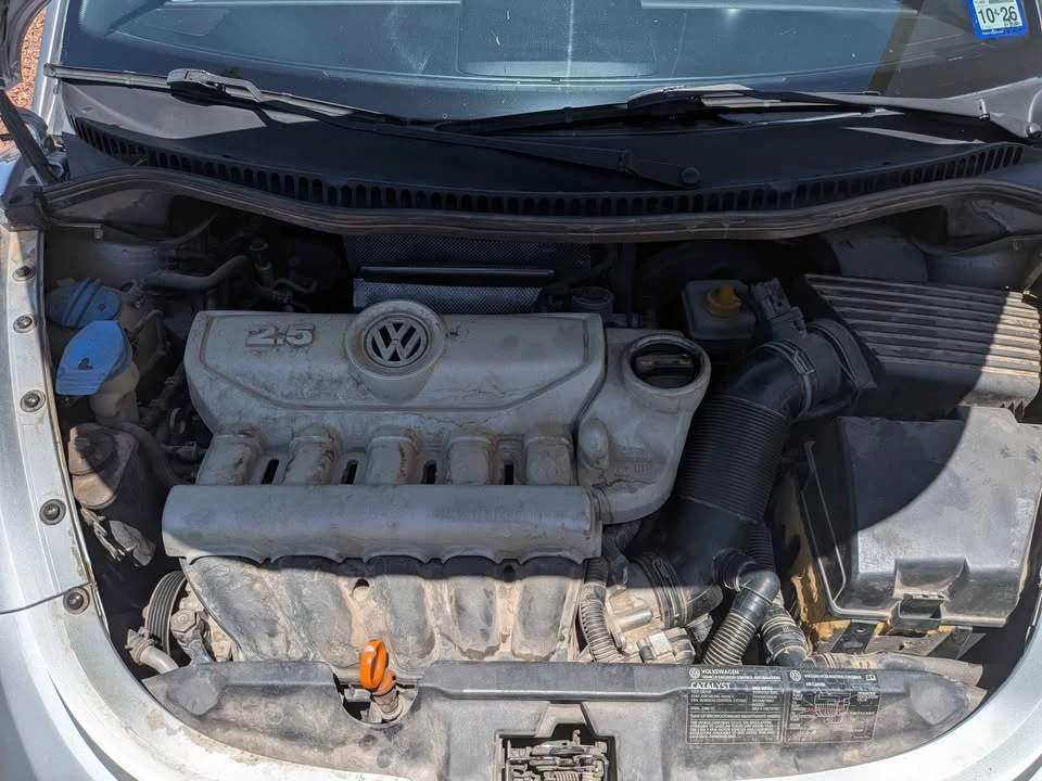 2007 Volkswagen New Beetle - Image 5 of 8
