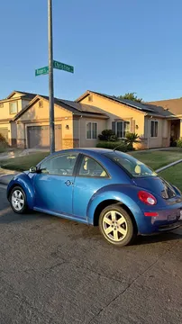 2007 Volkswagen Beetle 2.5L Hatchback 2D