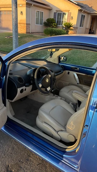 2007 Volkswagen New Beetle - Image 3 of 8