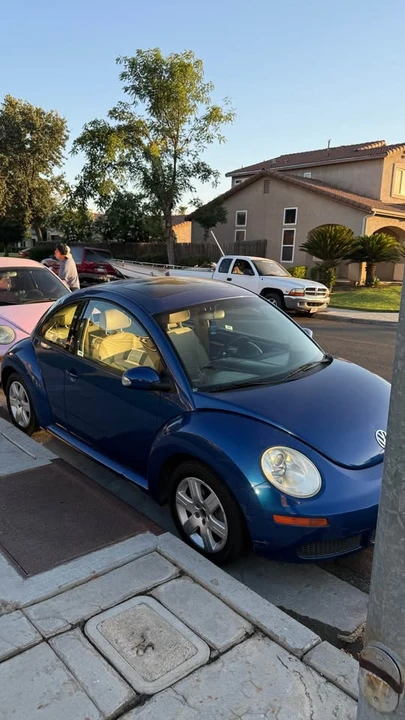 2007 Volkswagen New Beetle - Image 8 of 8