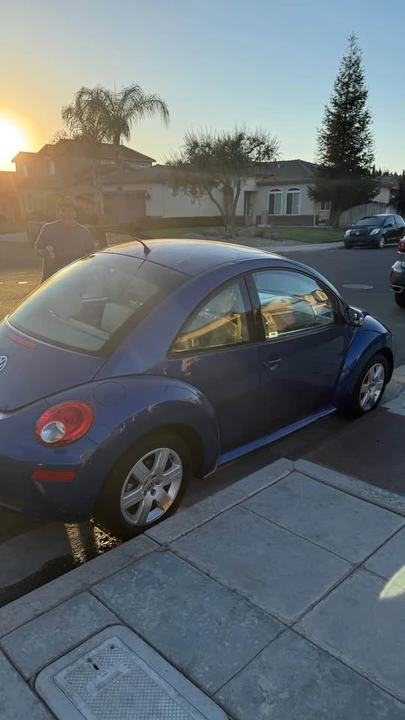 2007 Volkswagen New Beetle - Image 7 of 8