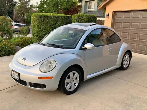 2007 Volkswagen Beetle 2.5L Hatchback