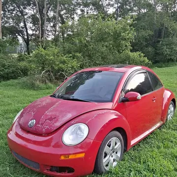 2007 Volkswagen Beetle 2.5L Hatchback 2D