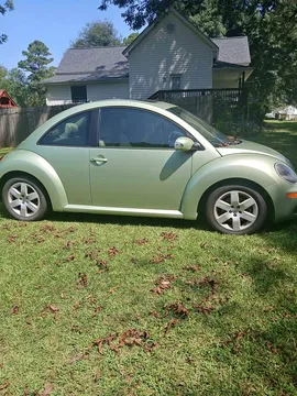 2007 Volkswagen Beetle 2.5L Hatchback