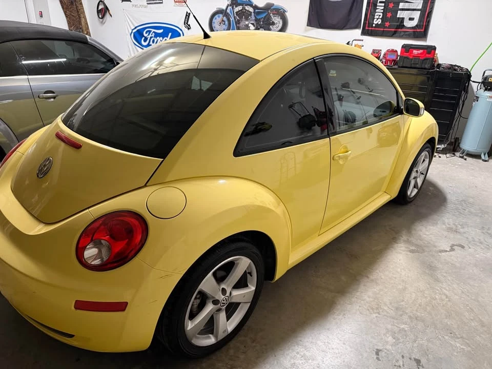 2007 Volkswagen New Beetle - Image 13 of 16