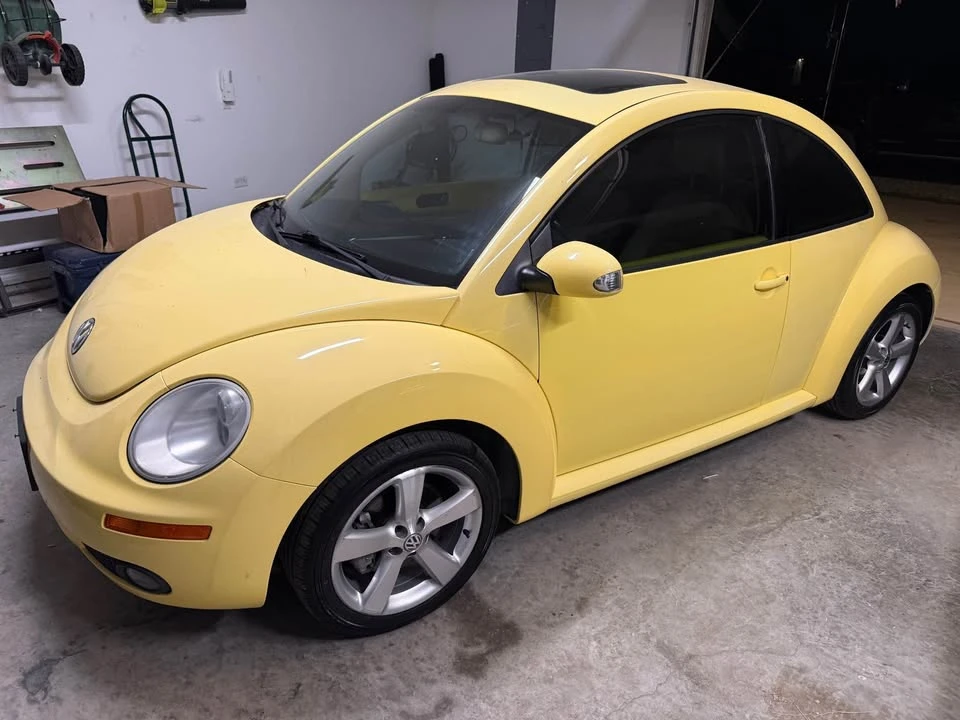 2007 Volkswagen New Beetle - Image 14 of 16