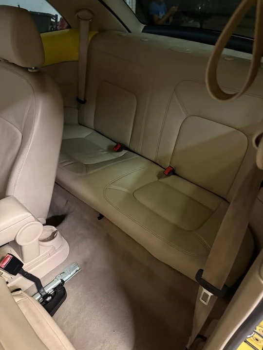 2007 Volkswagen New Beetle - Image 10 of 16