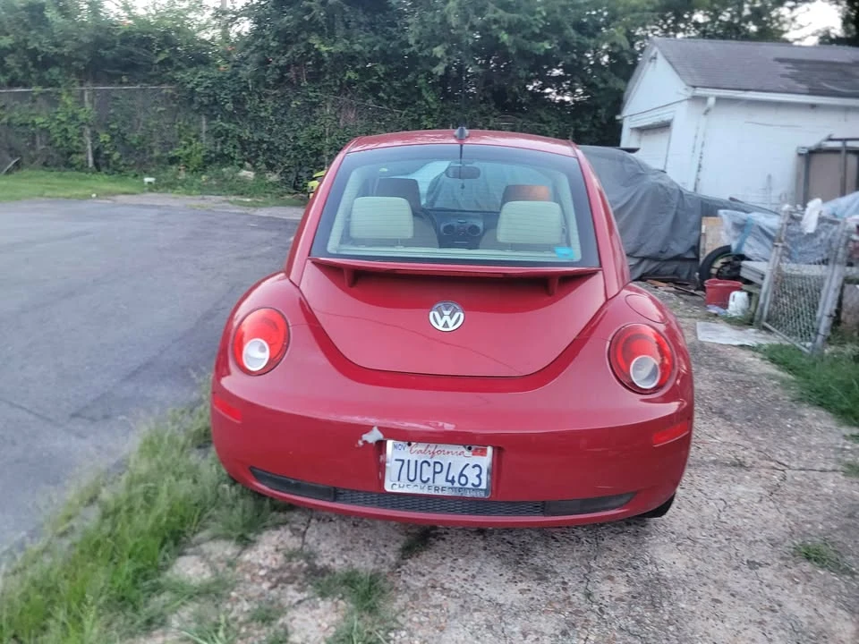 2007 Volkswagen New Beetle - Image 3 of 8