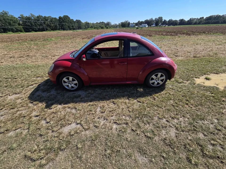 2007 Volkswagen New Beetle - Image 4 of 10