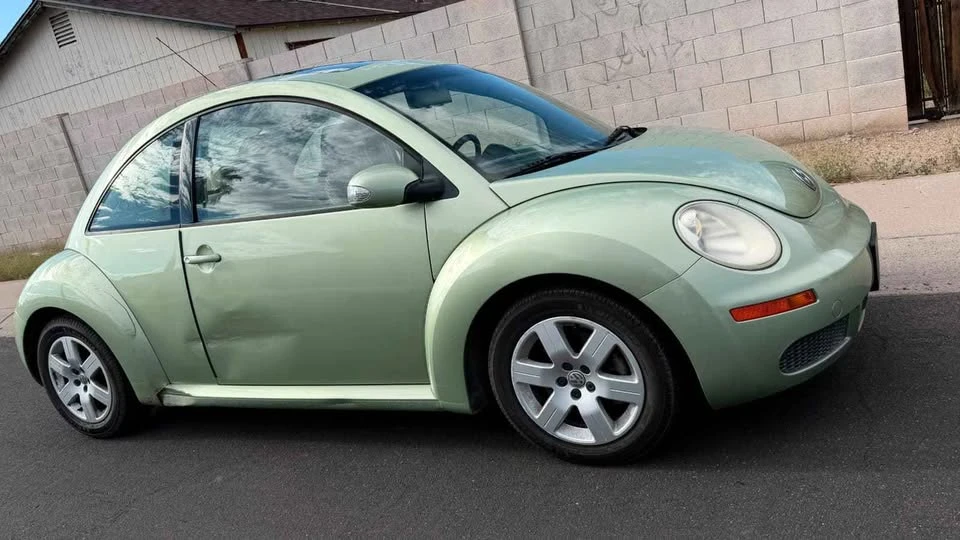 2007 Volkswagen New Beetle - Image 4 of 10