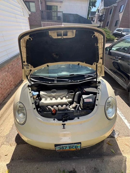 2007 Volkswagen New Beetle - Image 7 of 12