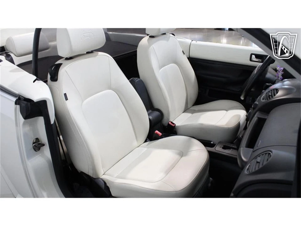 2007 Volkswagen New Beetle - Image 11 of 31