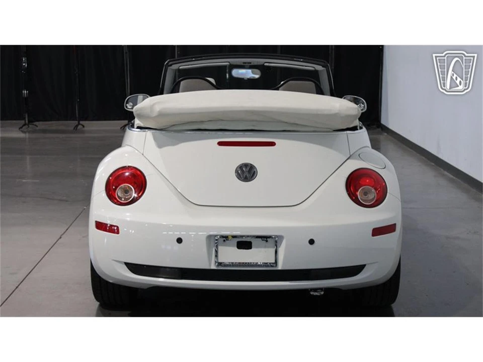 2007 Volkswagen New Beetle - Image 28 of 31