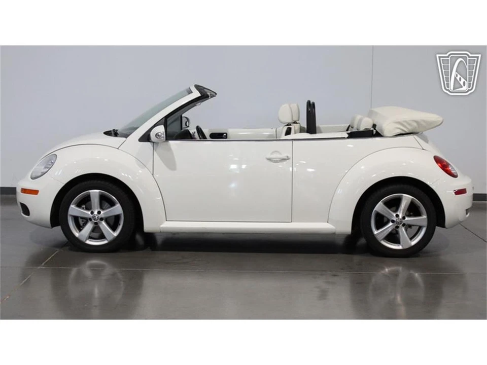 2007 Volkswagen New Beetle - Image 30 of 31