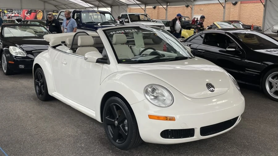2007 Volkswagen New Beetle - Image 3 of 5