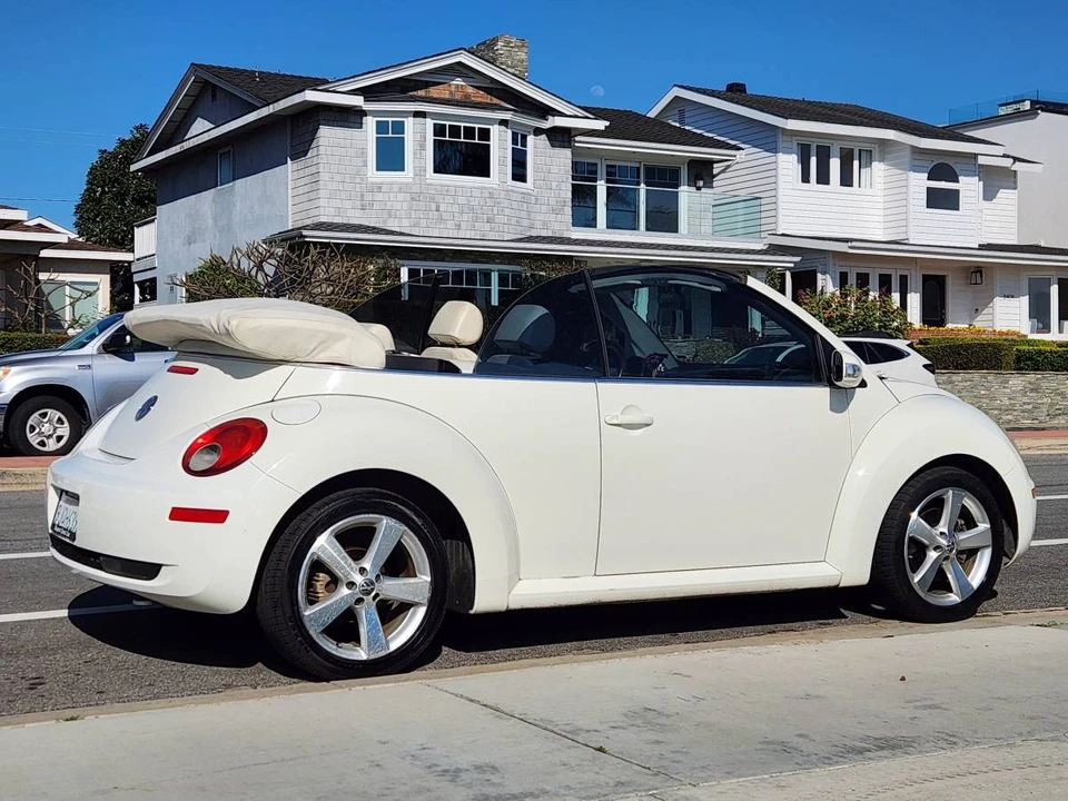 2007 Volkswagen New Beetle - Image 14 of 30